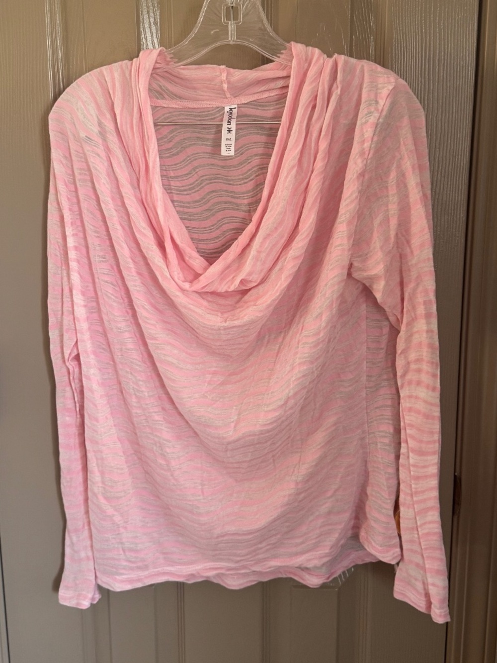 Kyodan lightweight cowl neck long sleeve shirt pink Sz L